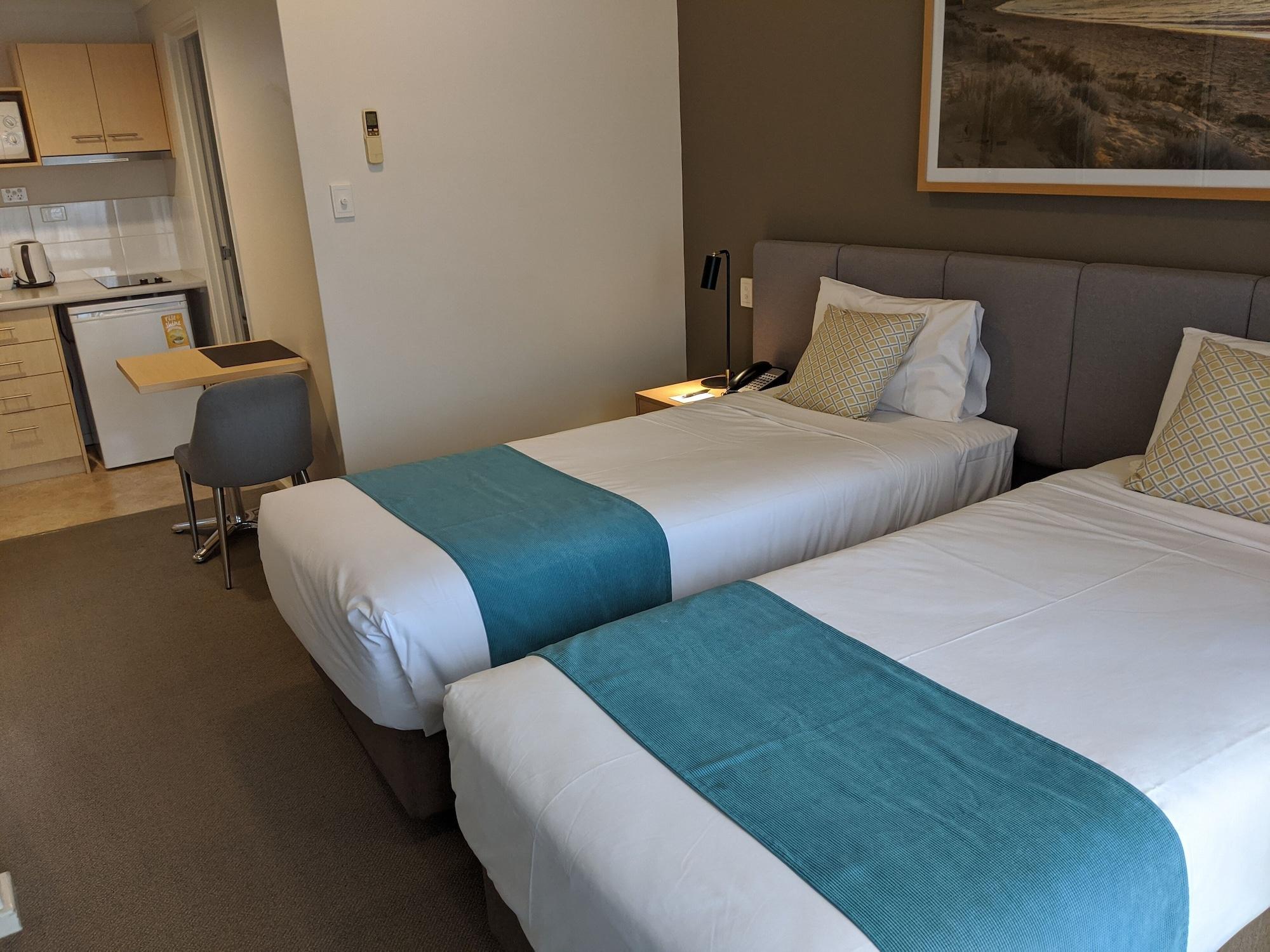 Quest Bunbury Aparthotel Buitenkant foto