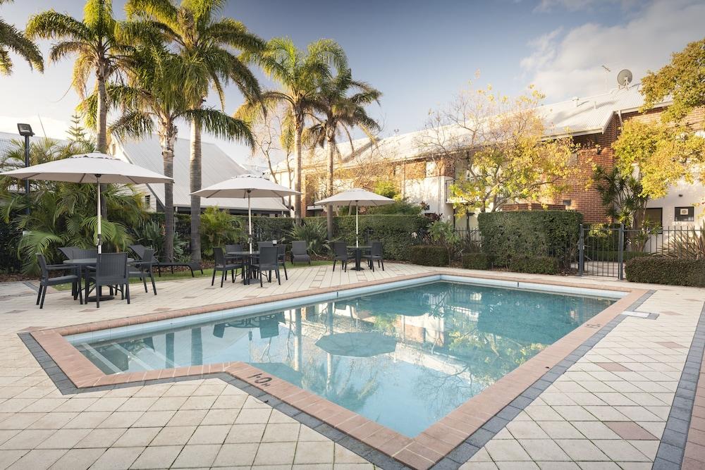 Quest Bunbury Aparthotel Buitenkant foto